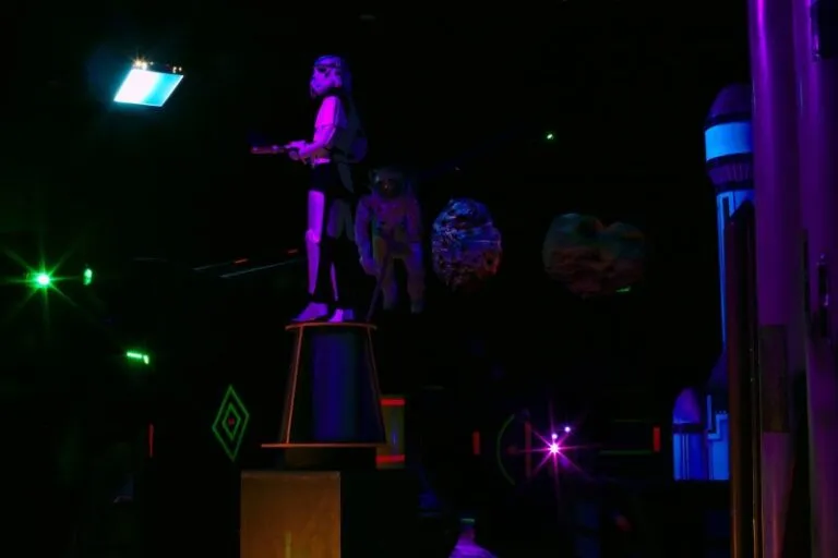 THE WEB Extreme Entertainment
