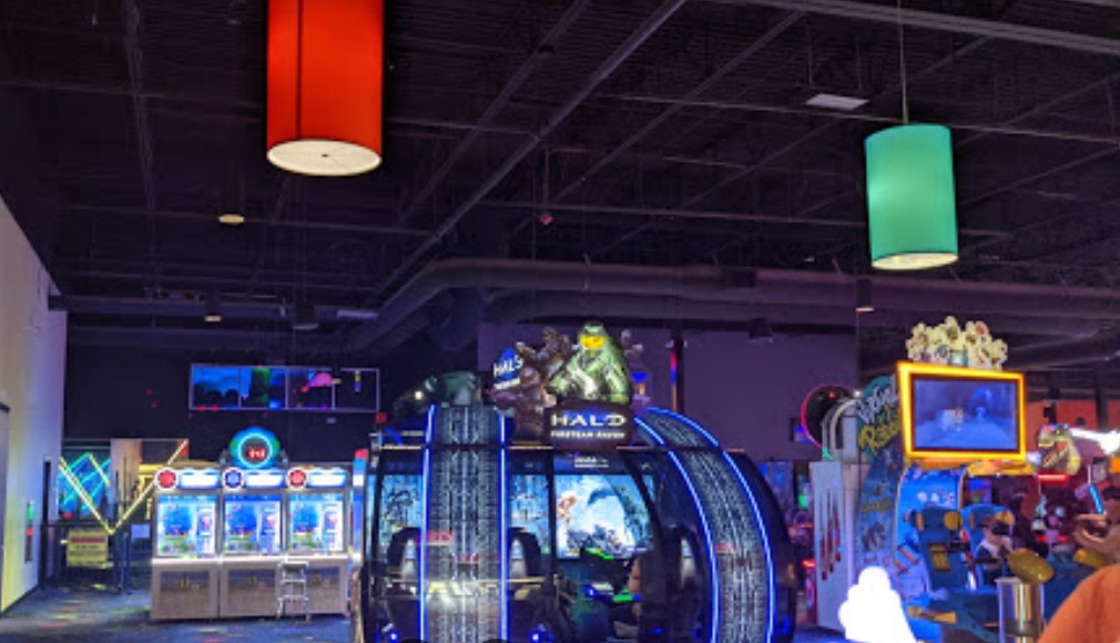 Stars and Strikes Family Entertainment Center in Concord, NC | Battleonix