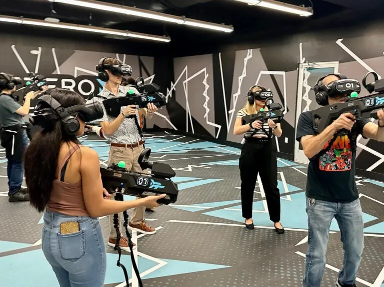 MAX ACTION ARENA