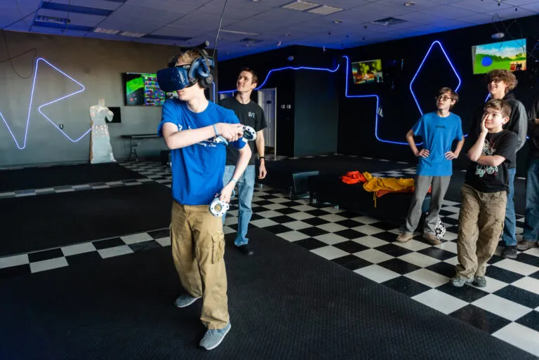 Digital Worlds VR